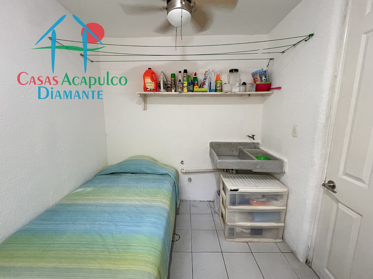 Brisas Diamante T5 168 - Cuarto de servicio 1